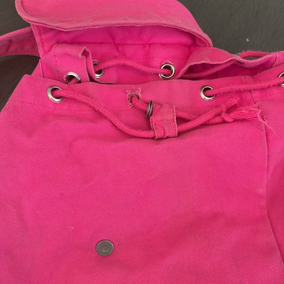 2 ‘Pink’ Victoria’s Secret canvas backpacks - Picture 9 of 11